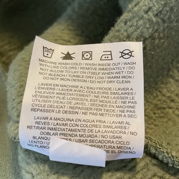 Nike Rally Sportswear Funnel Neck Sleeveless Sweatshirt Green Pocket Size Small - Picture 7 of 7